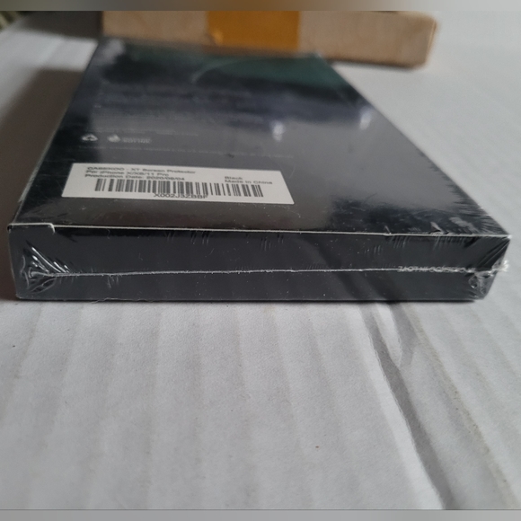 CaseKoo XT Screen Protector For iPhone X/XS/11 Pro - Picture 6 of 7